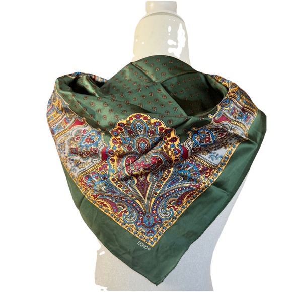 Vintage Echo Scarf Green Paisley Silk Square 26" Mod Classic Boho Neck Wrap - Picture 1 of 10